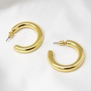Basic Cuff Gold Hoops